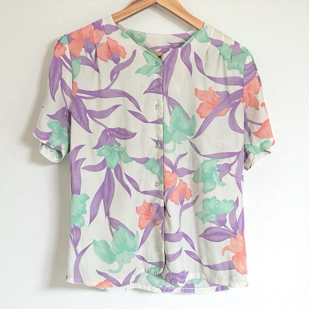 Vintage Floral Button Up Blouse